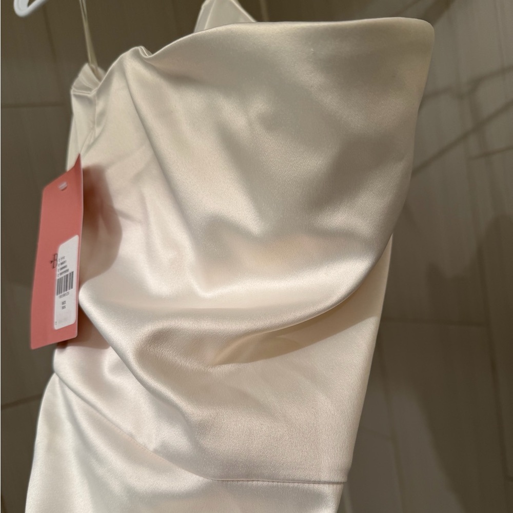 NEW BHLDN Sandy Strapless Midi Dress - Picture 9 of 11